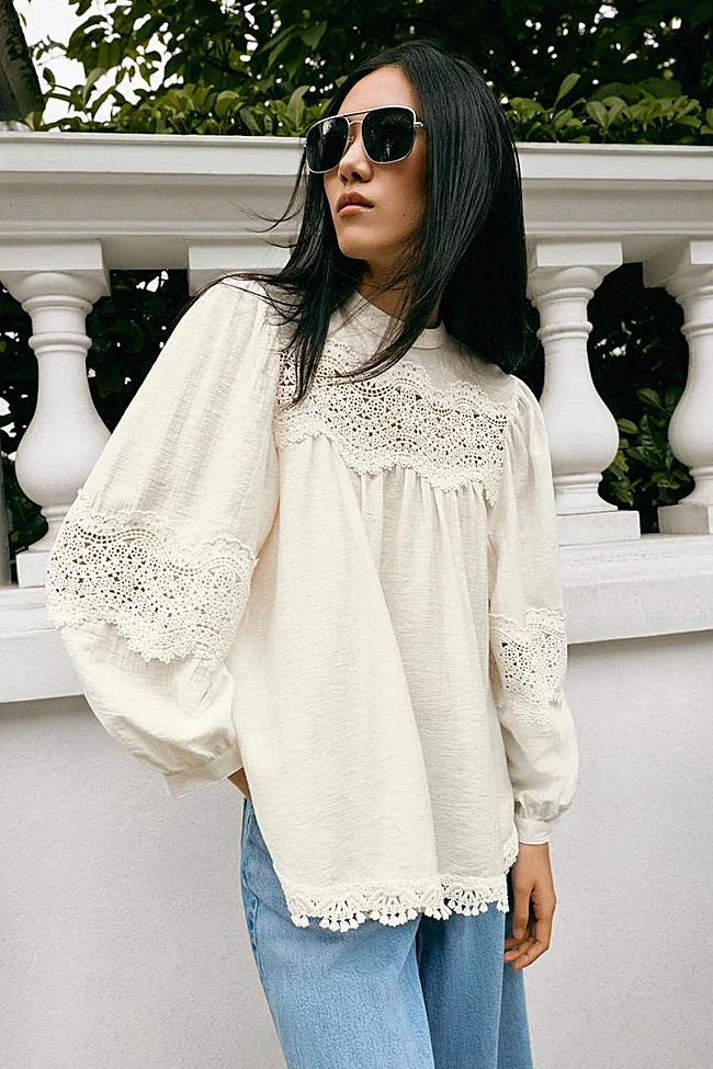 Camisa blanca de Zara (35,99 euros)