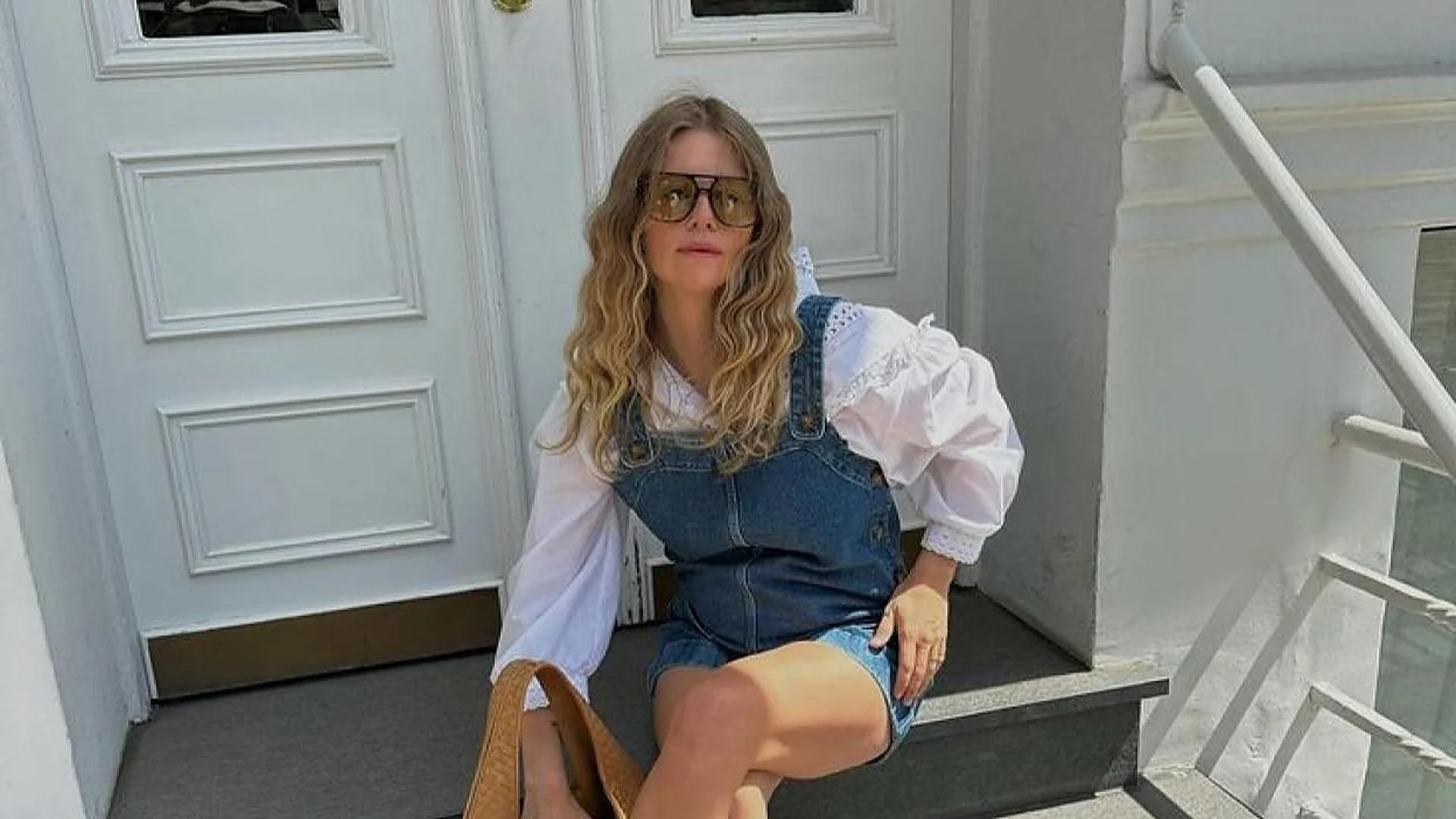 Best Elegant Clogs to Wear in September