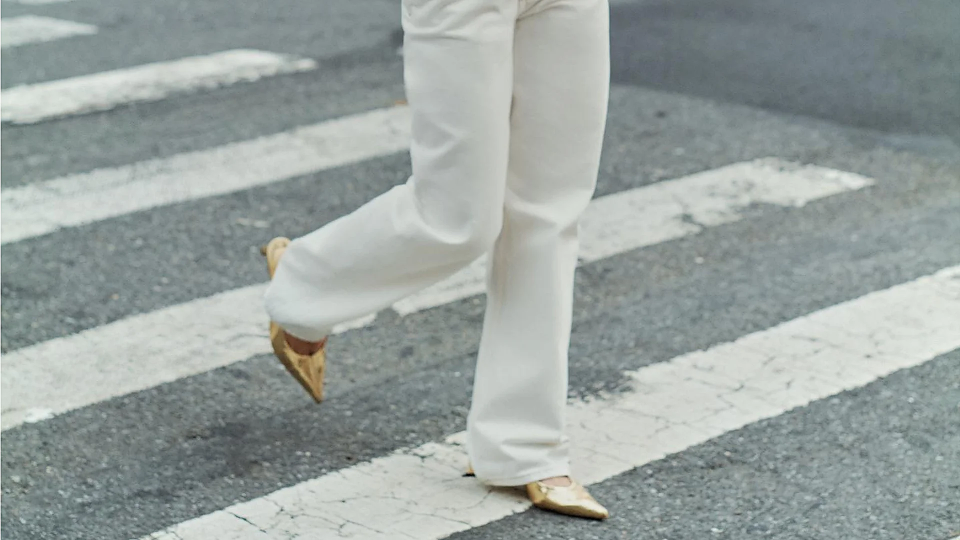 We Found the Perfect Mid-Season Shoes (They’re Already on a Waiting List)