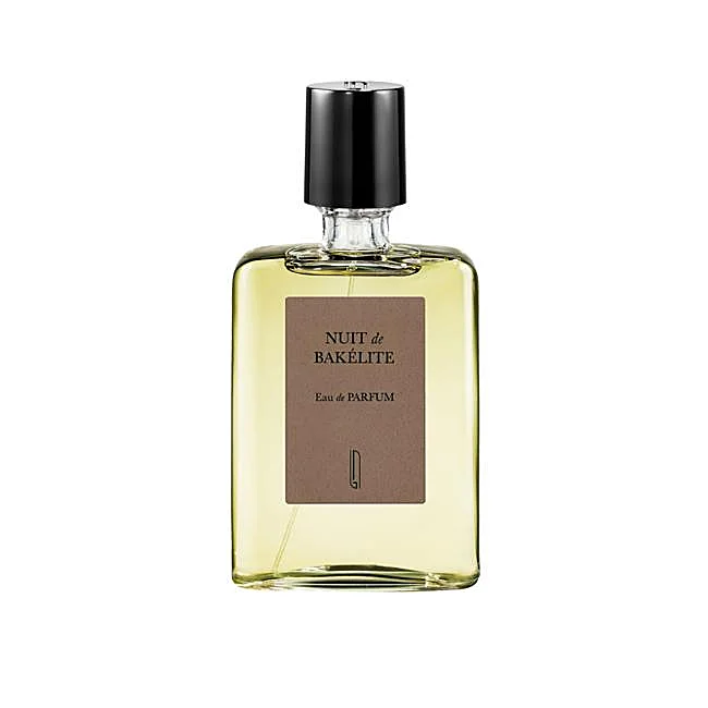 Nuit de Bakélite by Naomi Goodsir.