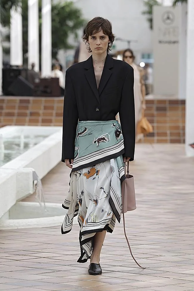 Look de Adolfo Domínguez durante Mercedes-Benz Fashion Week Madrid.