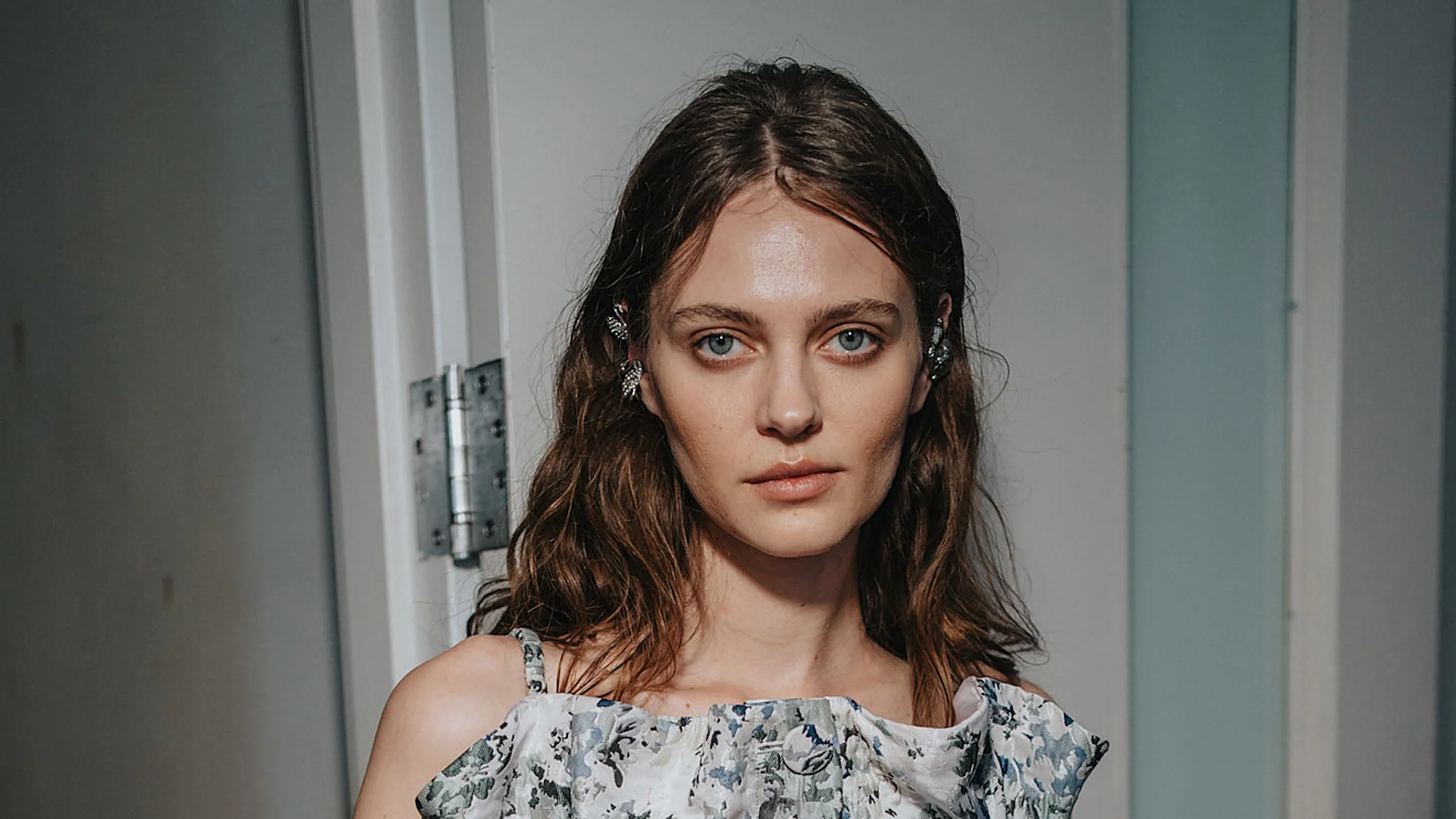 The Return of Natural Hair: Why We Embrace the Natural Look Over Elaborate Hairstyles