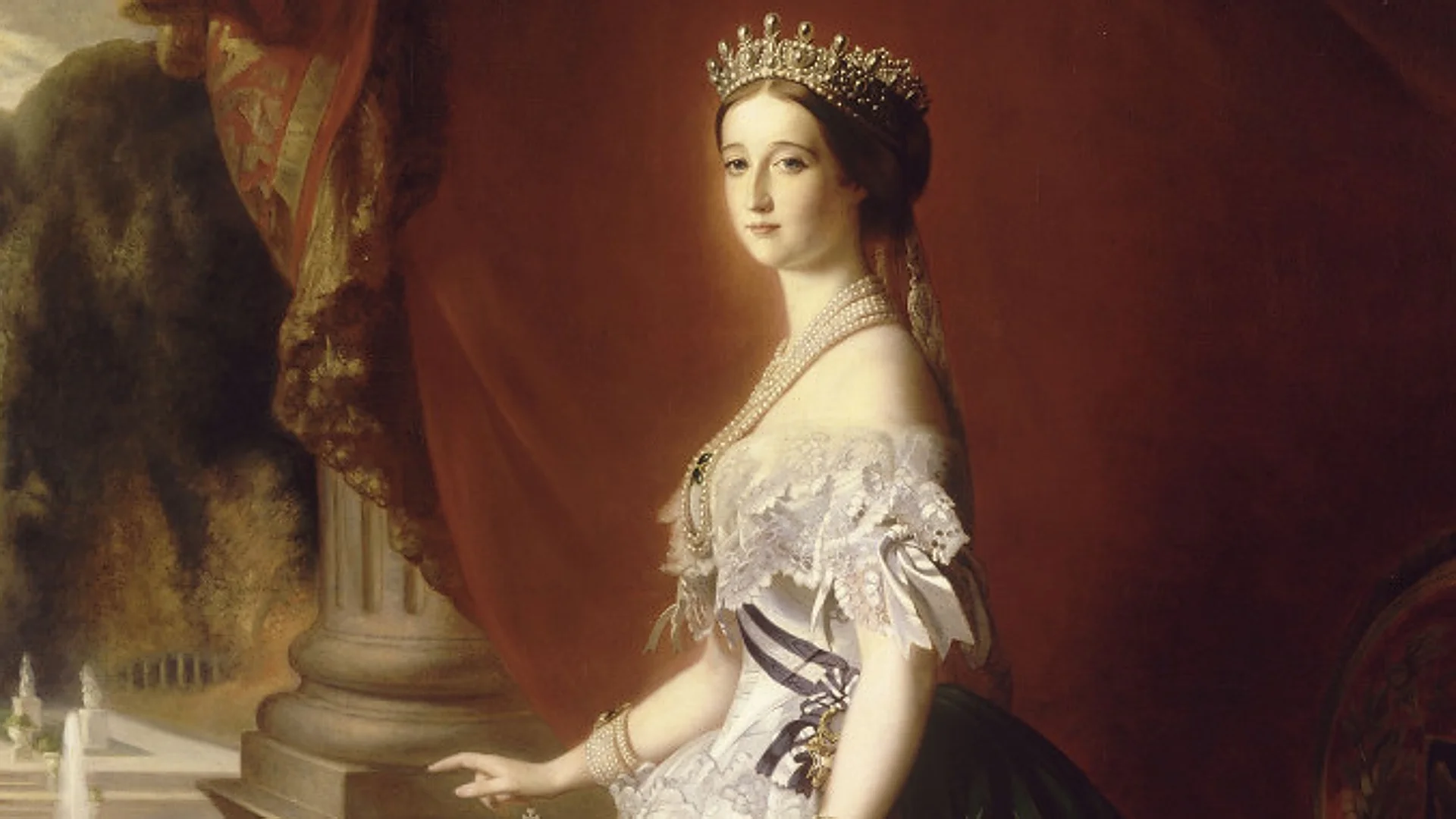 How Paris Fashion Week Was Born: From the Father of Haute Couture to the Battle of Versailles