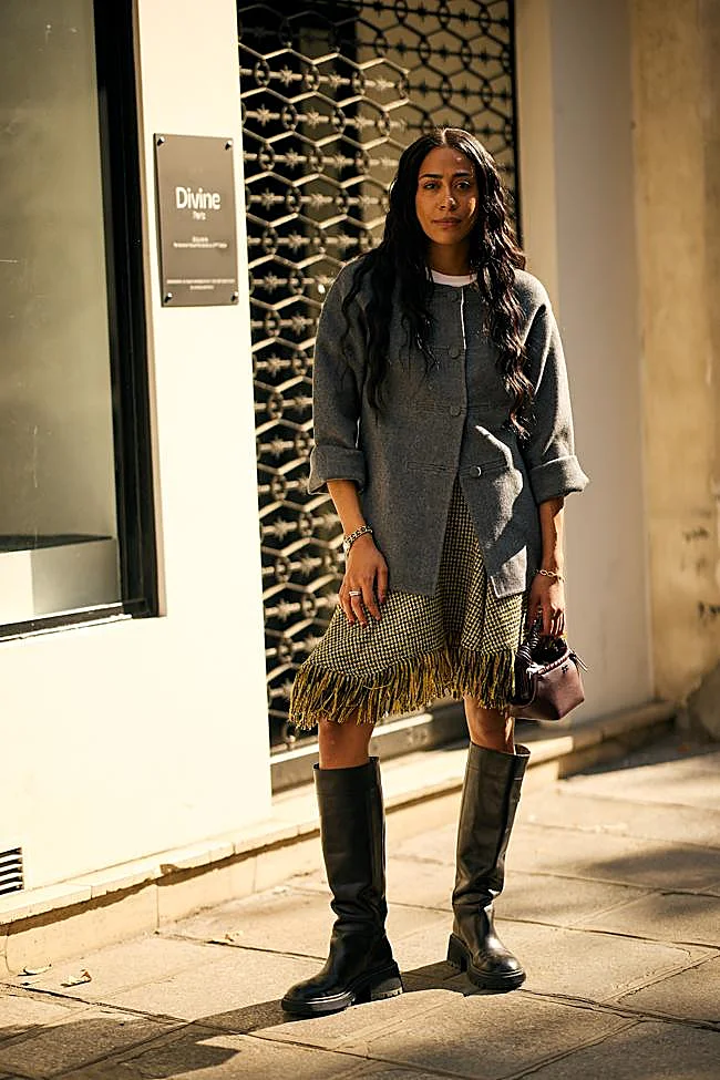Un look con detalle de flecos estilo tweed.