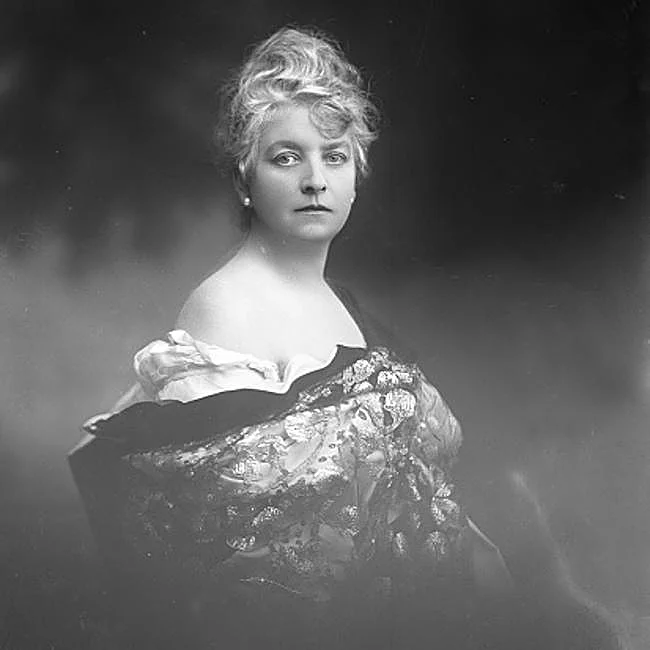Jeanne Paquin