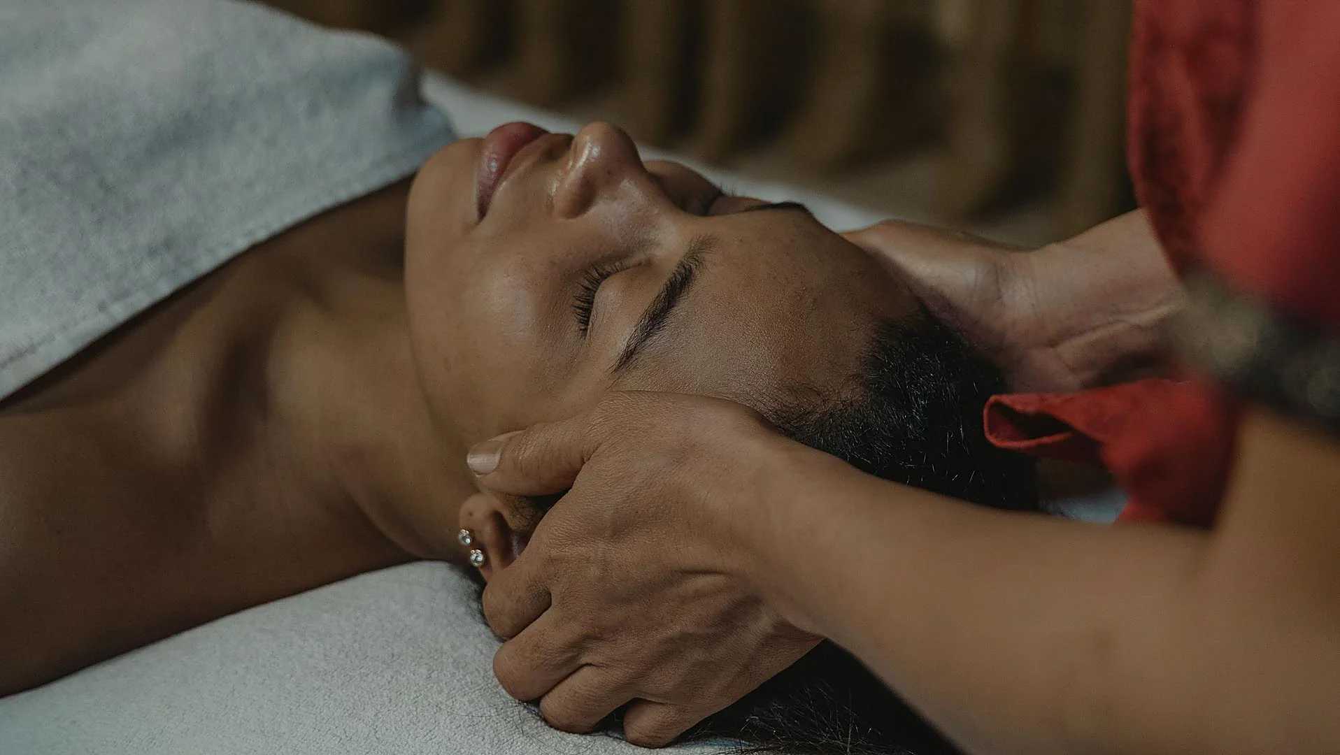 Most Effective Facial and Body Treatments Recommended by Experts for Fall