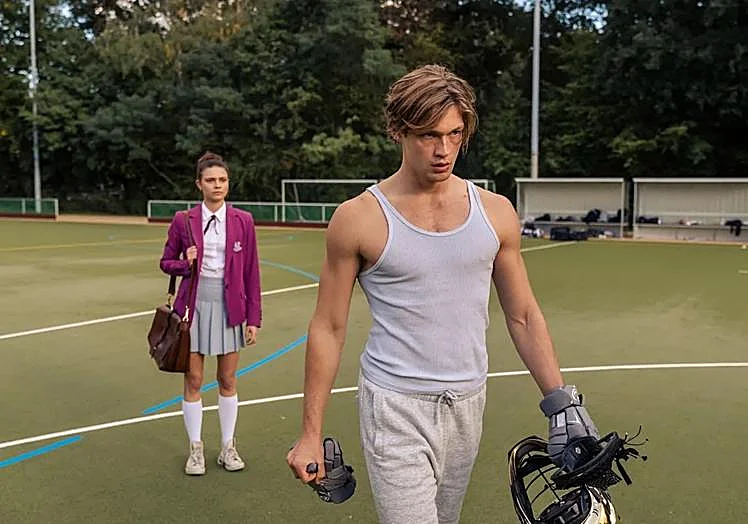 La serie de televisión 'Maxton Hall', adaptación de la trilogía Save, de Mona Kasten.