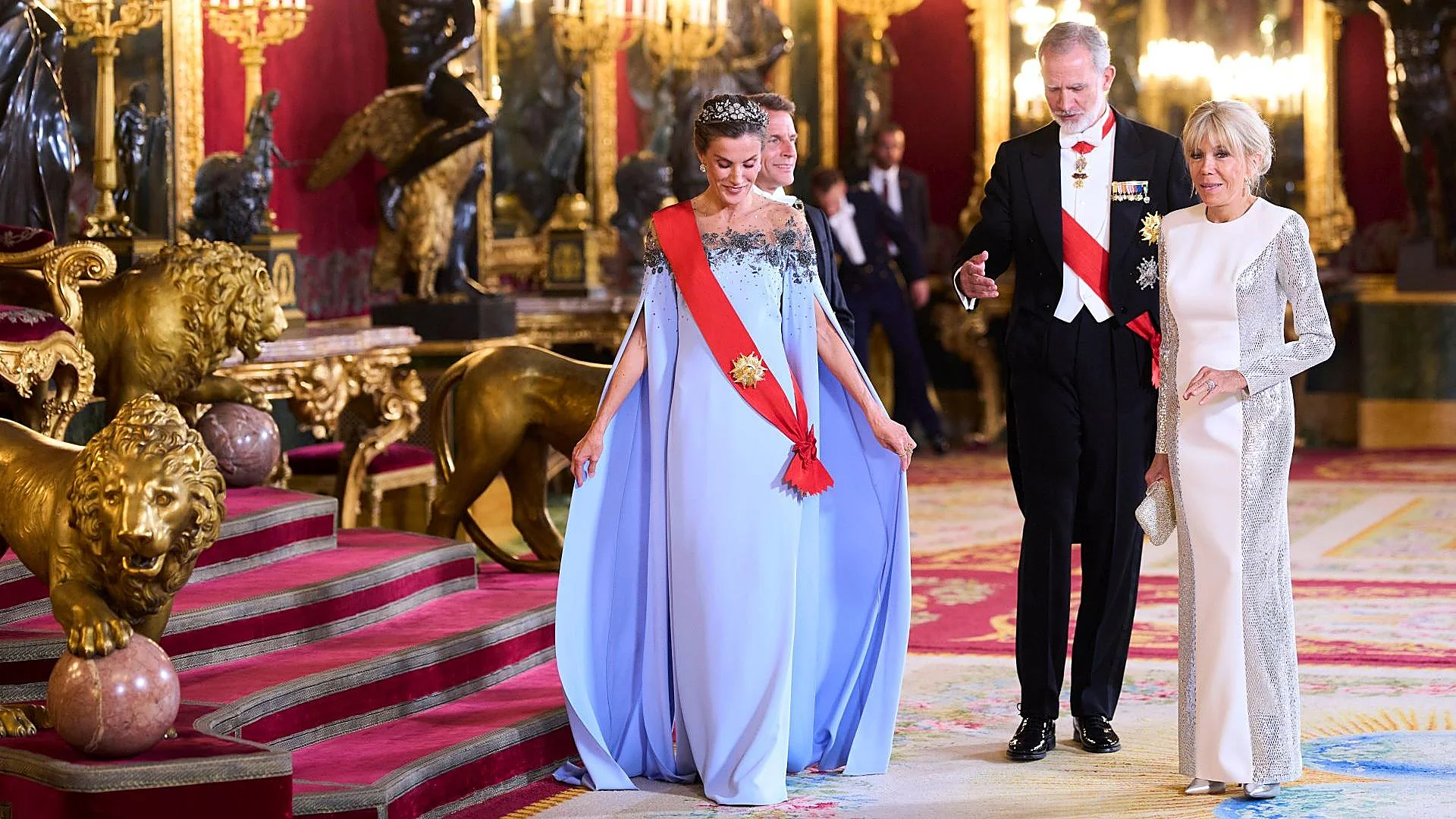 From Queen Letizia and Brigitte Macron’s Complicity to Rosalía and La Bola Negra: The Most Talked-About Details in MujerHoy’s Coverage of the Gala Dinner Honoring the French President