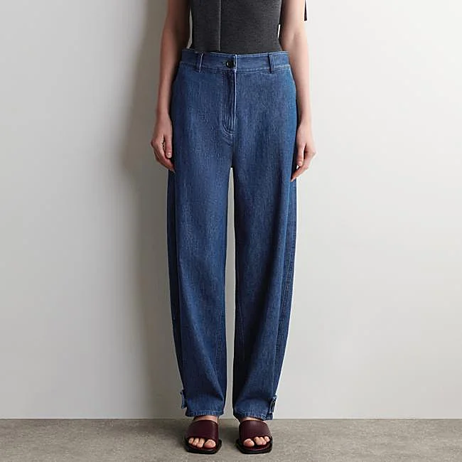 COS Tulip-style jeans, 99 euros.