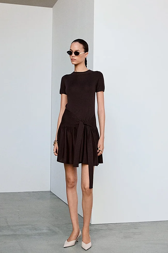 Vestido marrón de Mango (49,99 euros)