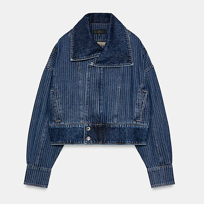 Chaqueta vaquera de Zara (39,99 euros)