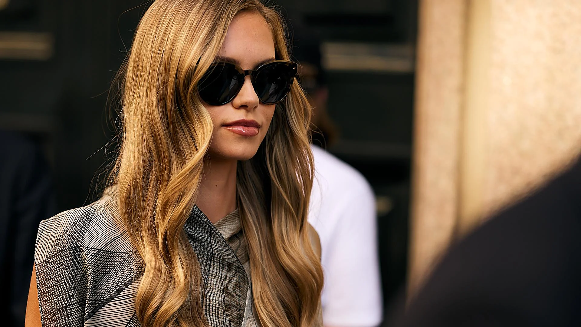How to Get Very Shiny Hair
