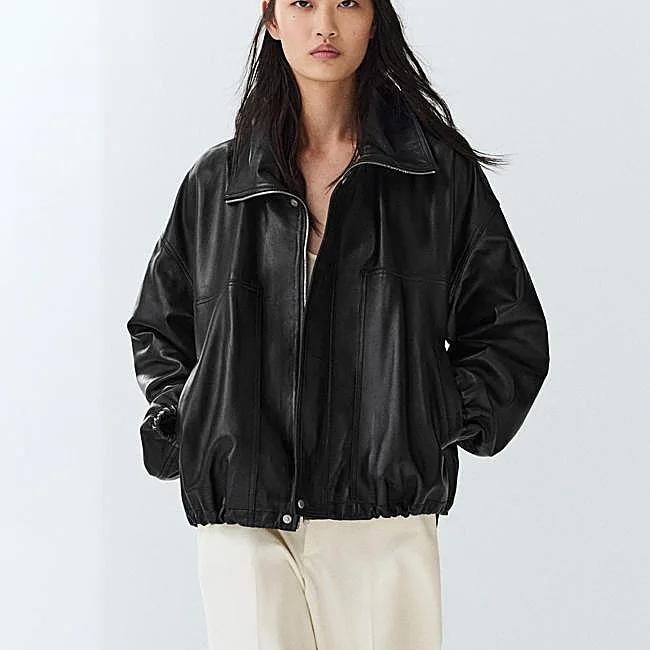 Chaqueta de piel de Massimo Dutti, 299 euros.