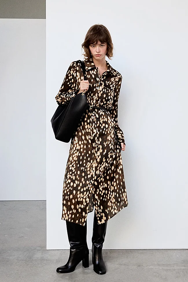 Vestido con estampado animal de Mango (39,99 euros)
