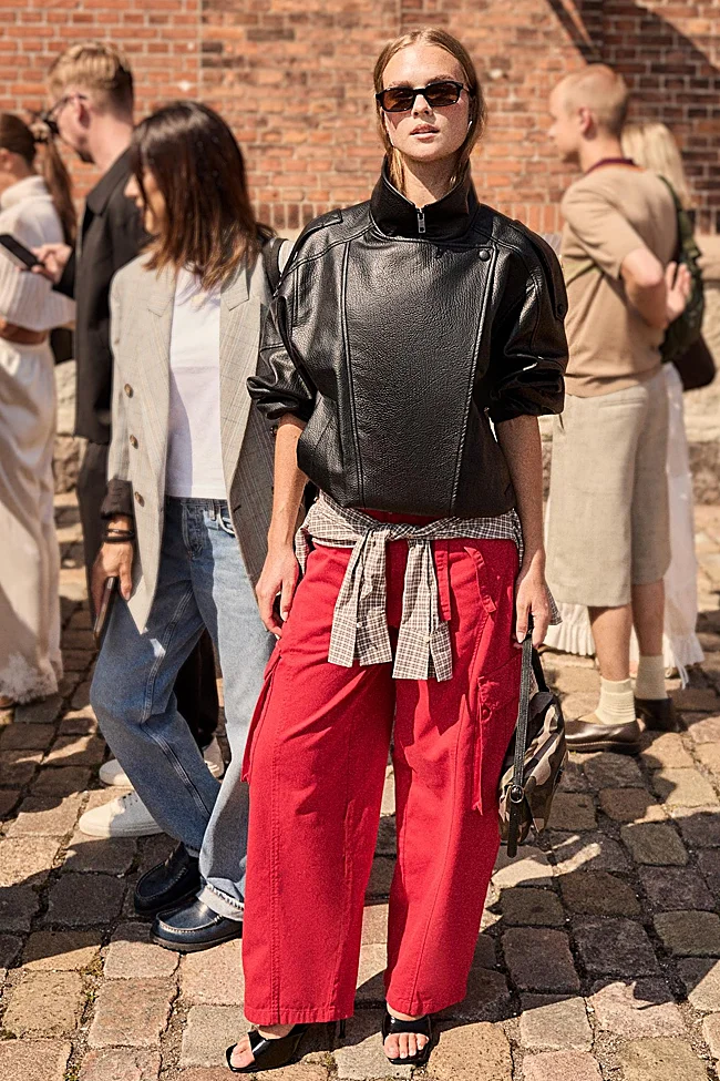 Pantalones cargo de Stradivarius (39,99 euros)