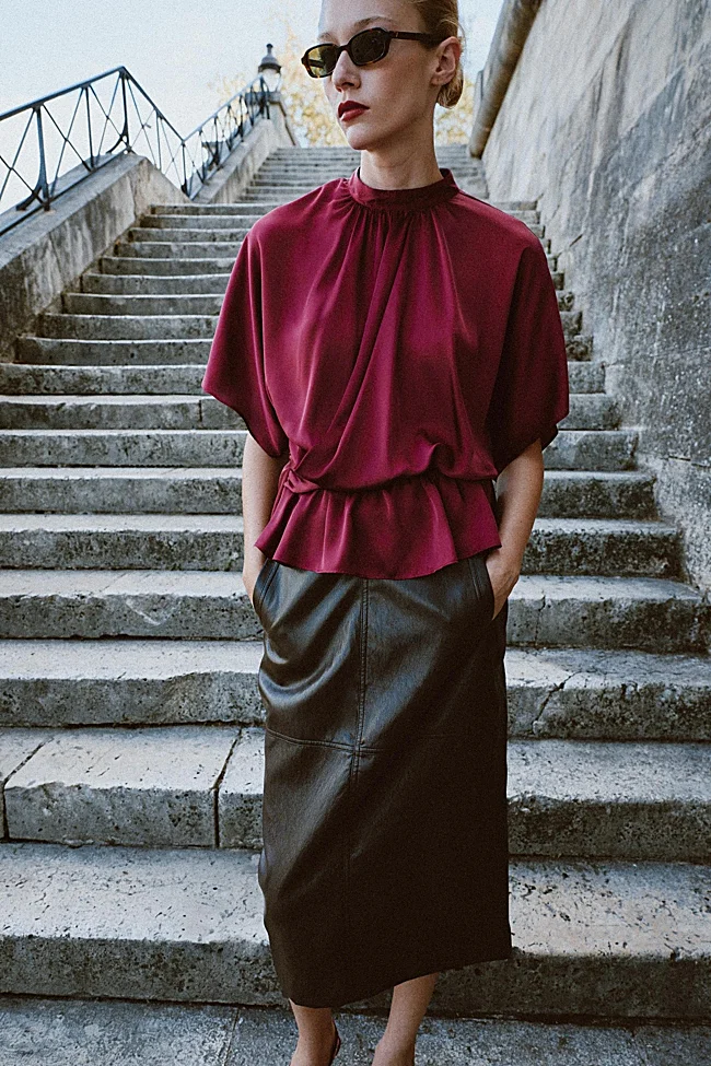 Satin blouse from Zara (22.95 euros)