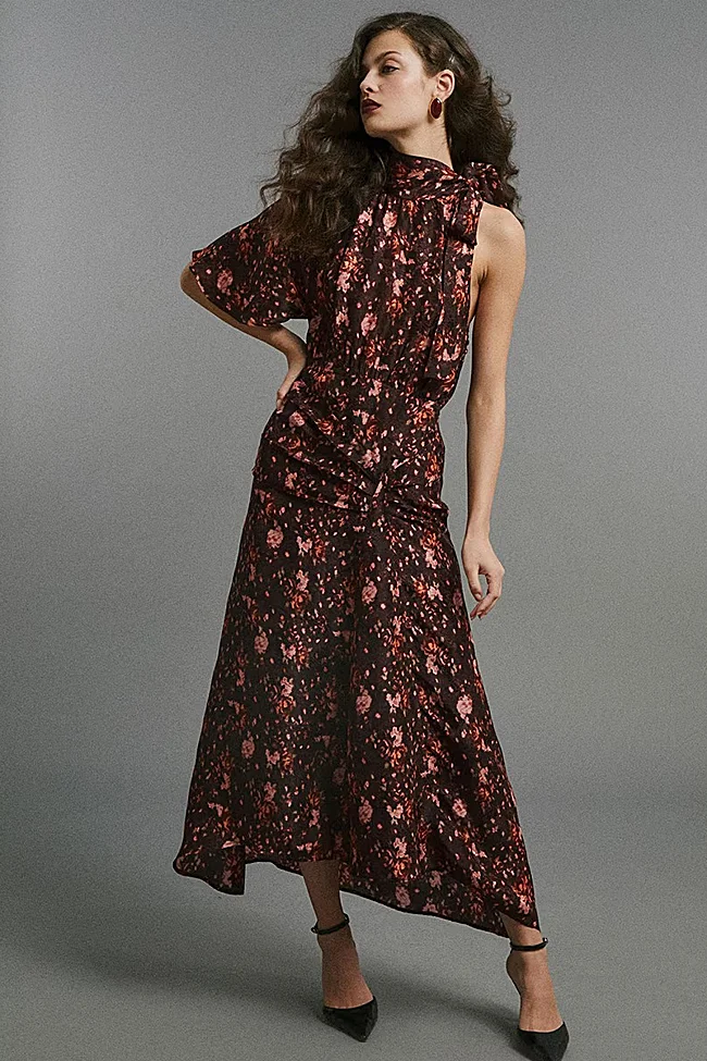 Vestido estampado de Sfera (69,99 euros)