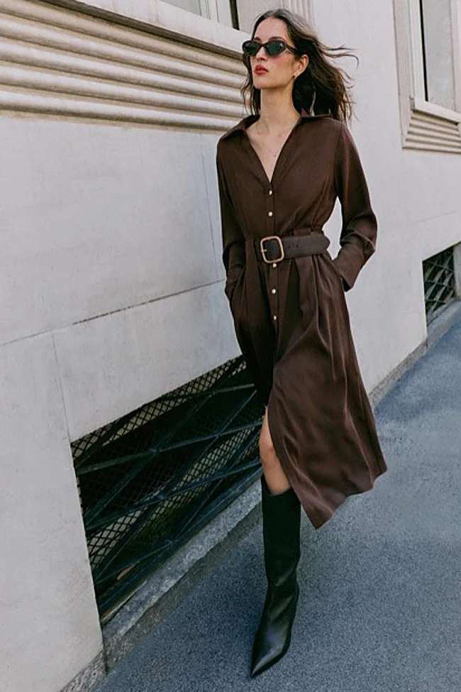 Vestido marrón de Zara (45,99 euros)