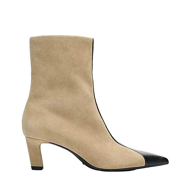 Botines de piel de Zara (69,95 euros)