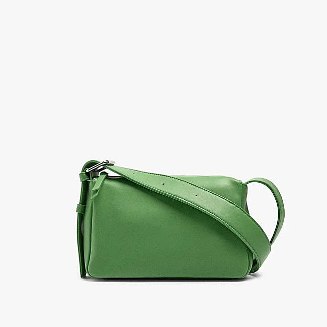 Bolso rectangular de Parfois, 23,99 euros.