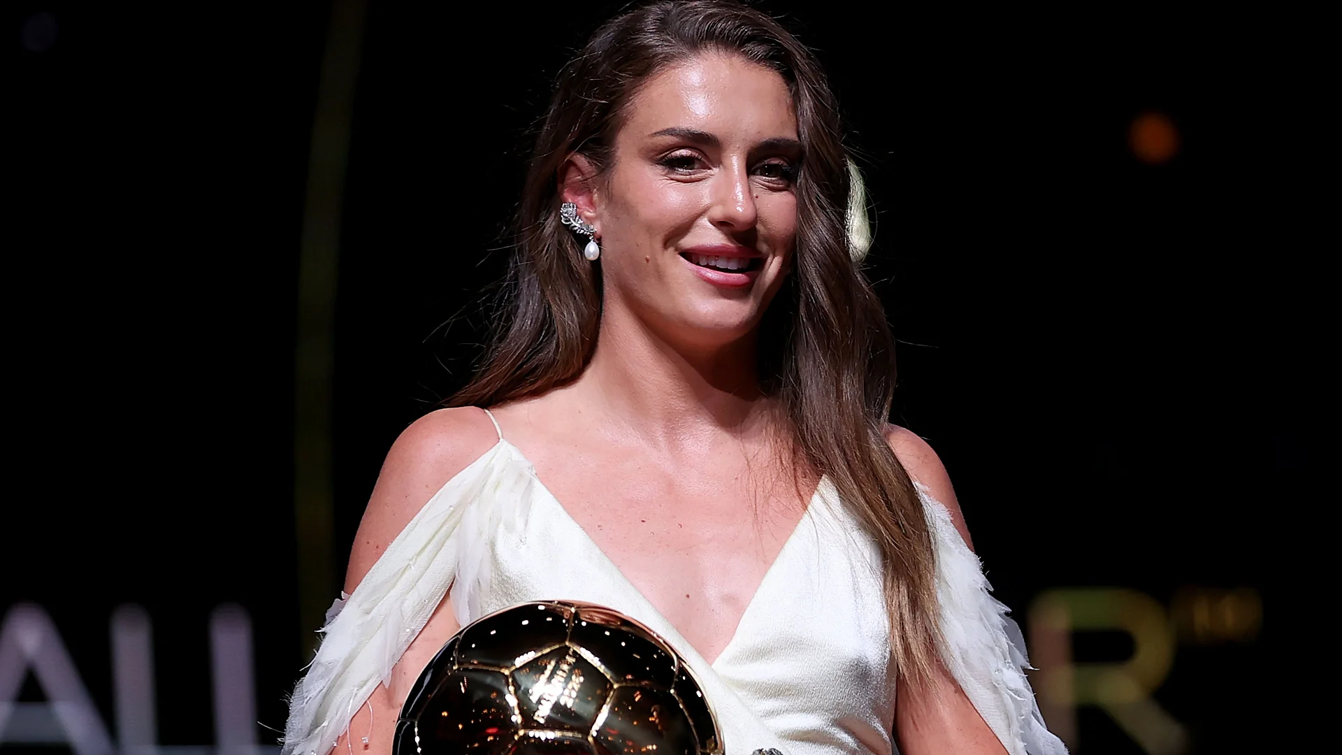 Alexia Putellas, 32, After Winning Her Third Ballon d’Or: “If I Can Enjoy Football Again Today, It’s Thanks to You All”