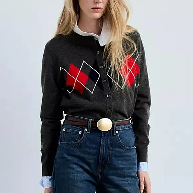 Cárdigan estampado de Mango, 29,99 euros.