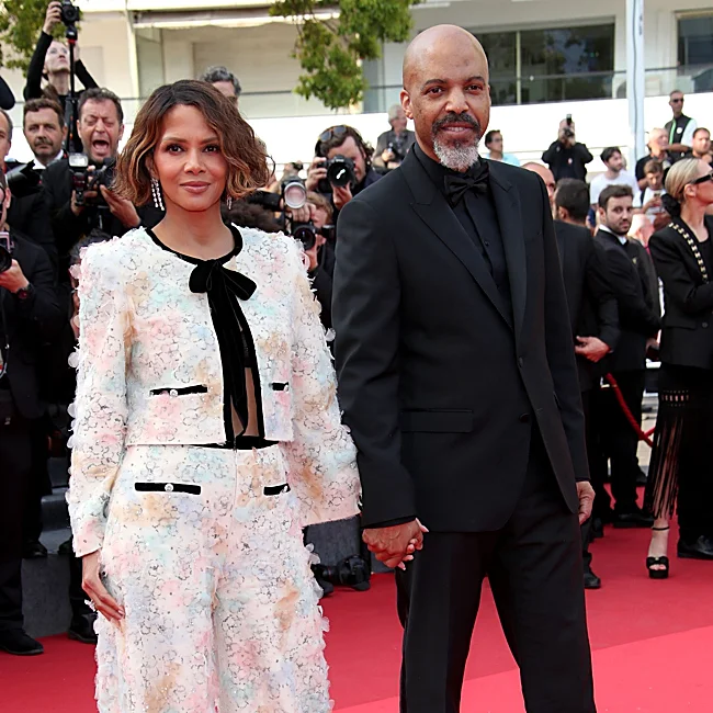 Halle Berry and her current partner, the singer Van Hunt.