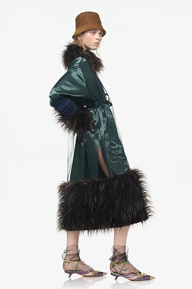 The overshirt and the shoes Marta Ortega has debuted.