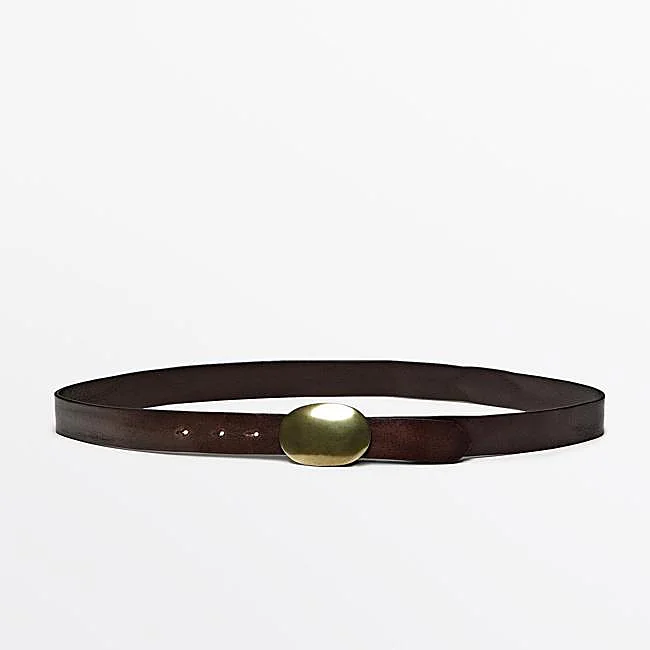 Cinturón burdeos de Massimo Dutti, 49,95 euros.