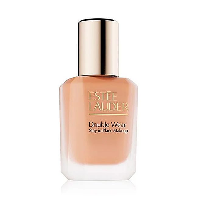 Double Wear Stay-in-Place de Estée Lauder.