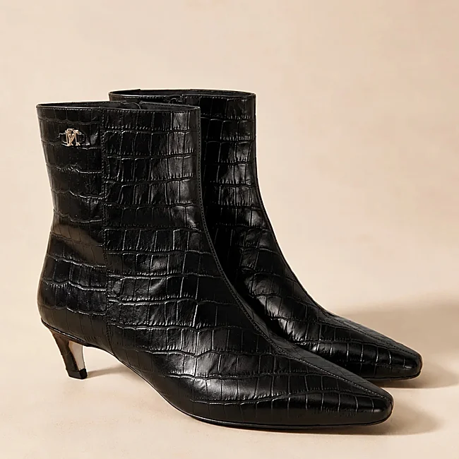 Botines negros de Petite Mendigote (262 euros)