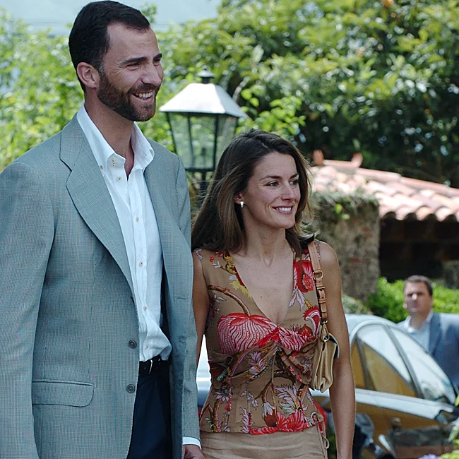 Felipe y Letizia, durante su visita a Llanes en 2004.
