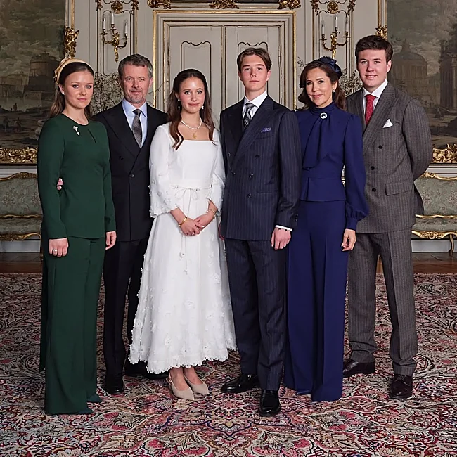Mary y Frederik, junto a sus cuatro hijos.